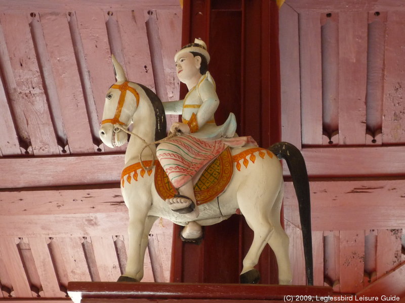 Shwezigon Paya05